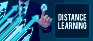 Konsept görüntü uzaklığı öğrenme, iş dünyası eğitim dersleri İnternet üzerinden uzaktan yayınlanıyor