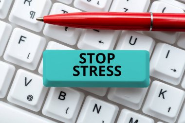 Stresi durdurun, iş görüşmeleri için yardım isteyin Sevdiklerinizle vakit geçirin Daha çok uyuyun