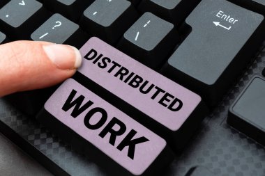 Dağıtılmış Çalışmaları gösteren metin işareti, ağ tesisleri kullanan şirketler tarafından uygulanan anlam kavramını gösterir