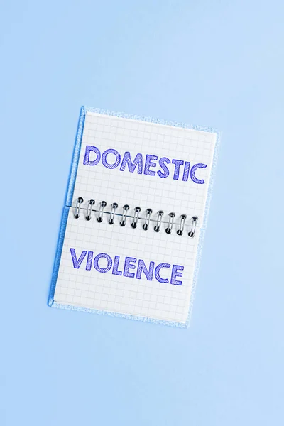 Tekst Pokazujący Inspirację Przemoc Domowa Koncepcja Biznesowa Agresywne Lub Obraźliwe — Zdjęcie stockowe