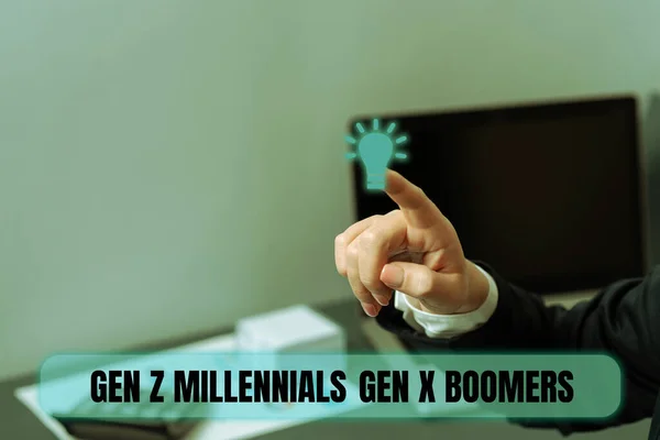 Mão Escrita Sinal Gen Millennials Gen Boomers Palavra Escrito Diferenças — Fotografia de Stock