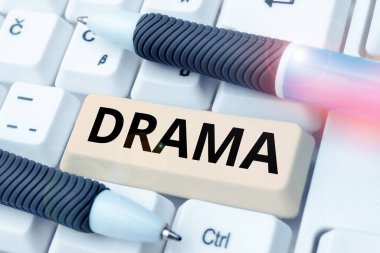 Metin işareti Drama, İş Genel Görünümü Bir durum, durum veya güçlerin ilginç veya yoğun çatışma içeren olaylar serisi