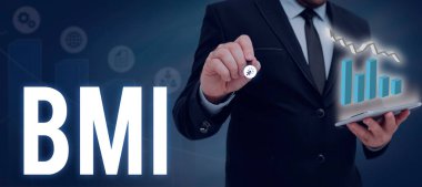 İlham kaynağı olan Bmi 'yi gösteren metin, iş vitrini vücut yağ seviyelerini ağırlık ve yüksekliğe göre tahmin etme metodu