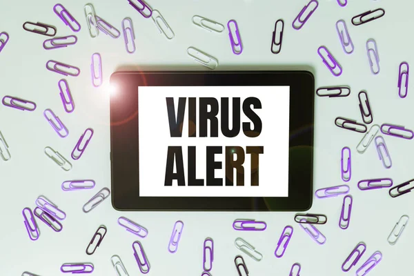 Yazısı Işareti Virüs Alarmı Konsepti Mesajı Var Olmayan Bir Bilgisayar — Stok fotoğraf