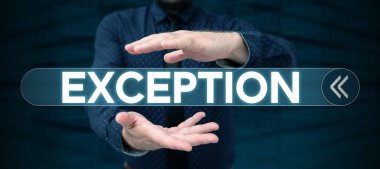 İstisna, Kavramsal fotoğrafçı ya da genel ifade ya da kuralın dışında kalan şeyleri gösteren bir imza