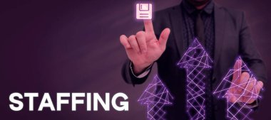 Kavramsal başlık kadrosu, iş yaklaşımı yeni çalışanların yerini alan işçi yüzdesi