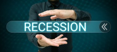 Ekonomik durgunluğu, interneti gösteren metin işareti Büyüme sürecinde azalma sürecini, azaltma dönemini gösteren kavram