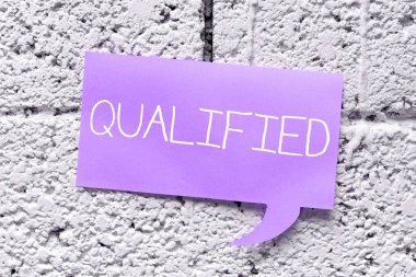 İlham nitelikli, iş genel görünümünü gösteren metin resmi olarak belirli bir işi yapmak için eğitilmiş