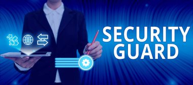 Kavramsal başlık Güvenlik Görevlisi, çoklu güvenlik uygulamalarını yönetmek için kullanılan Internet kavramsal araçları