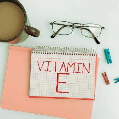 E vitamini sunan metin başlığı, Antioksidan için Sözcük vücut dokusunu maddelerden kaynaklanan hasardan korur