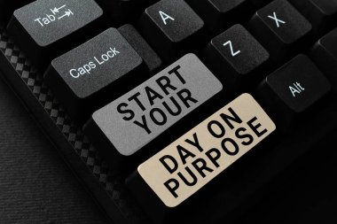 Gününüzü Amaçlı Başlat, İş Gösterisini sunan metin başlığı Ne yapacağınız hakkında temiz fikirlere sahip olun