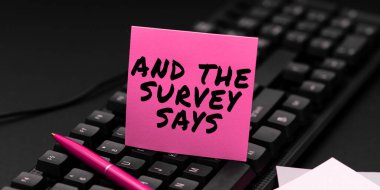 Metin yazma ve anket diyor ki, anket yaparken kavramsal fotoğraf çekmek ve sonuçları başkalarıyla tartışmak