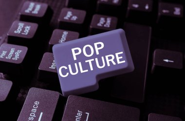İlham veren Pop Culture, Business idea adlı metin, çoğunluğu gençlerin yaşam tarzını ve zevklerini anlatıyor.