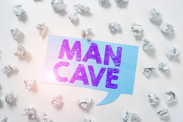 Mão Escrita Sinal Man Cave Conceito Que Significa Quarto Espaço — Fotografia de Stock