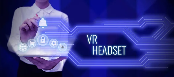 概念标题Vr头饰 概念意思是为佩戴者提供虚拟现实的头戴式装置 — 图库照片