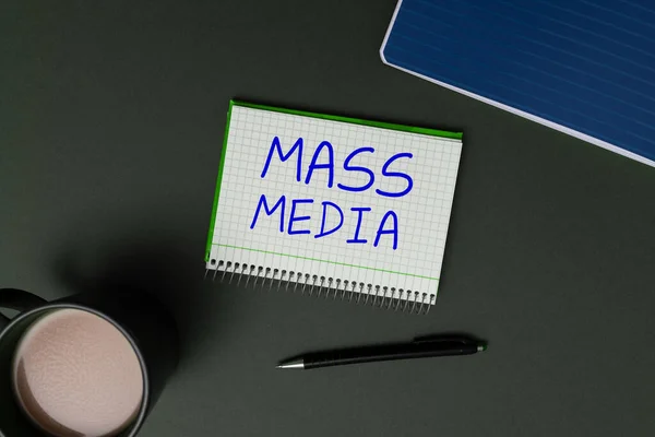 Didascalia Testo Che Presenta Mass Media Word Group Persone Che — Foto Stock
