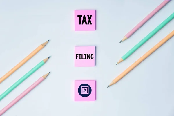 Yazısı Vergi Vergisi Dosyası Konsept Vergi Mükelleflerinin Mali Bilgileriyle Dosyalanmış — Stok fotoğraf