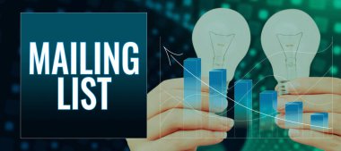 Düzenli posta dağıtımına abone olanların iş genel görünüm listesi olan E- posta Listesini imzala