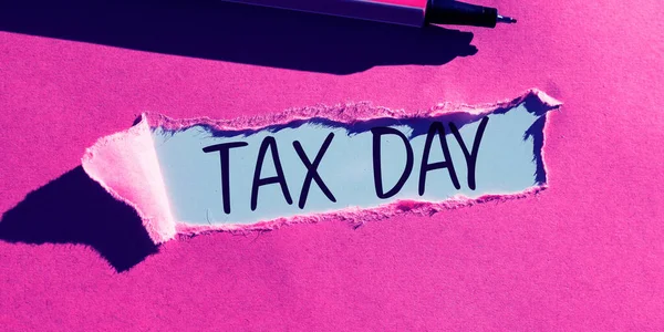 インスピレーションを示すテキスト税金の日 個々の所得税が返す時間のためのビジネスアイデア口語 — ストック写真