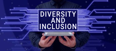 Metin Çeşitliliği ve İçeriği gösteren yazı yazma, iş konsept aralığı insan farklılığı ırk cinsiyetini içerir