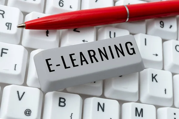 Skriva Textvisning Learning Företagsöversikt Lektioner Som Genomförs Elektroniska Medier Vanligtvis — Stockfoto