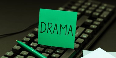 Drama, durum ya da kuvvetlerin ilginç ya da yoğun çatışmasını içeren olaylar dizisini gösteren metin başlığı