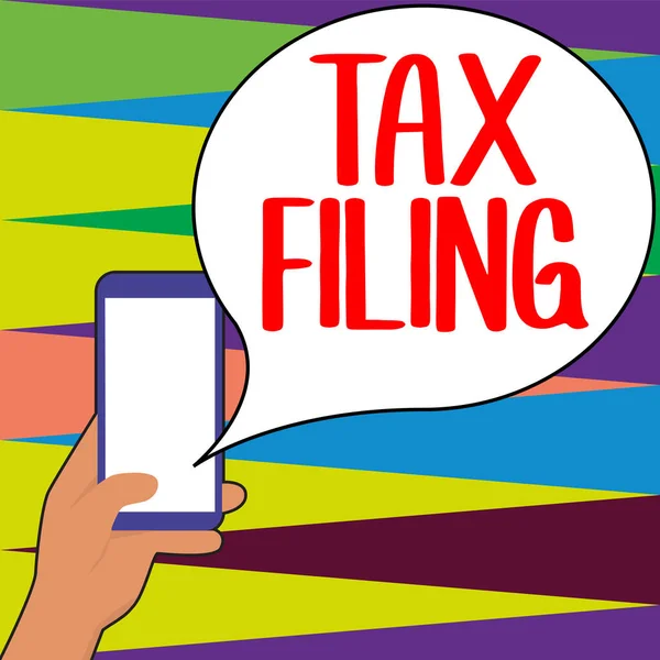 Vergi Beyannamesi Yaklaşımı Vergi Mükelleflerinin Mali Bilgileriyle Dosyalanmış Belgeleri Göndermek — Stok fotoğraf