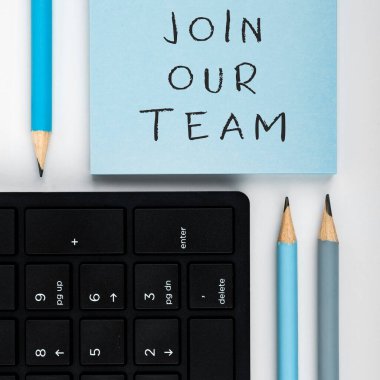 Ekibimize, İşletme ve Ortaklık Çalışmalarına Yeni Çalışan Gönüllü Gönüllü Olduğumuzu gösteren metin işareti.