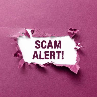 Kavramsal ekran dolandırıcılığı uyarısı, konsept fotoğraf uyarısı birini entrika ya da dolandırıcılık uyarısı hakkında uyarma