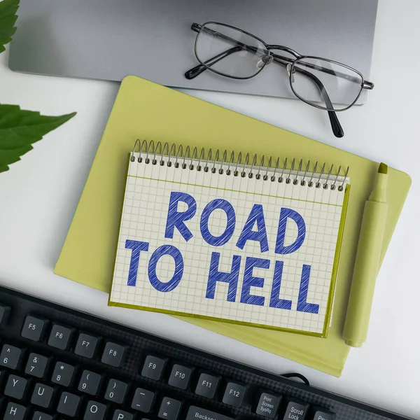 Πινακίδα Που Δείχνει Road Hell Business Concept Εξαιρετικά Επικίνδυνο Πέρασμα — Φωτογραφία Αρχείου