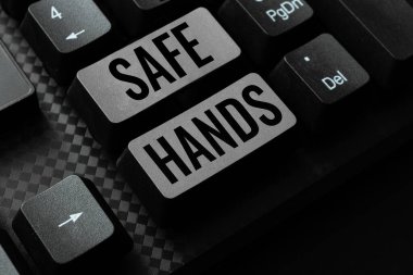 Kavramsal manşet Güvenli Eller, iş vitrinleri dezenfekte için ellerin sterilite ve temizliğini sağlama