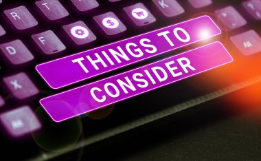 Düşünülmesi gereken şeyleri gösteren imzalar, kontrol edilecek iş konsepti listesi veya alışveriş zamanı tablosu