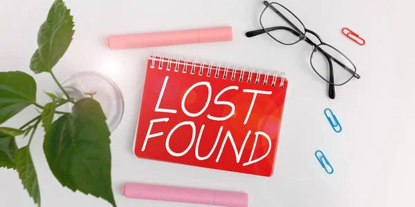 Conceptual Display Lost Found Business Idea Things Left May Retrieve — Stock Photo, Image