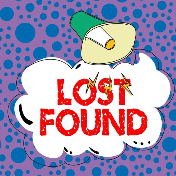 Text Sign Showing Lost Found Internet Concept Things Left May — Stock Photo, Image