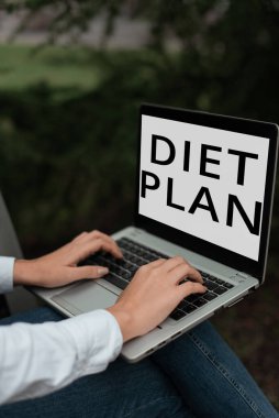 Diyet Planı, İnternet Konsepti ve sağlık yönetimi nedenleri için özel beslenme girişini gösteren metin işareti