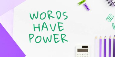 Sözcüklerin Gücü Var, Kavramsal Fotoğraf Enerjisi İyileştirme Yeteneği Mütevazı ve aşağılayıcı