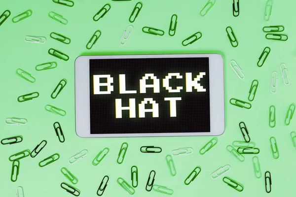 Siyah Şapka Gösteren Bir Ilham Kaynağı Kötü Bir Insana Atıfta — Stok fotoğraf