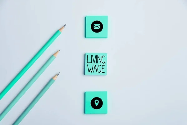 Hand Writing Sign Living Wage Word Written Wage High Enough — Foto Stock