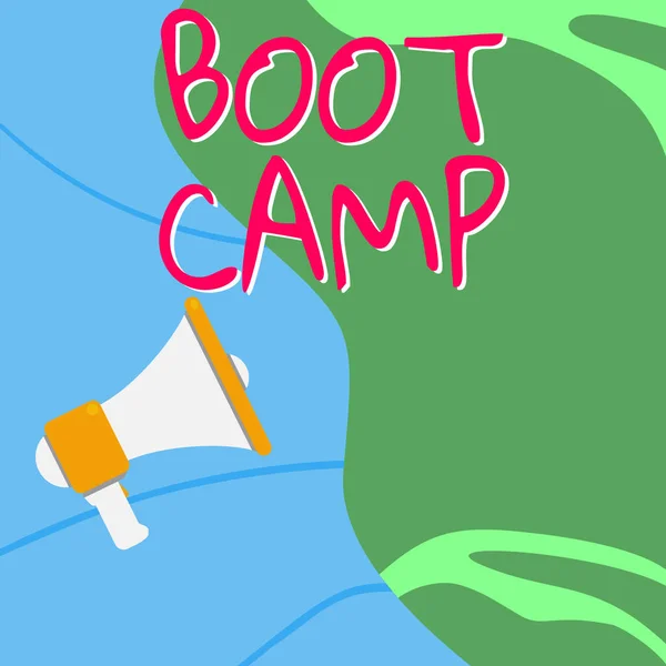 Conceptual Caption Boot Camp 새로운 신병을 캠프를 — 스톡 사진