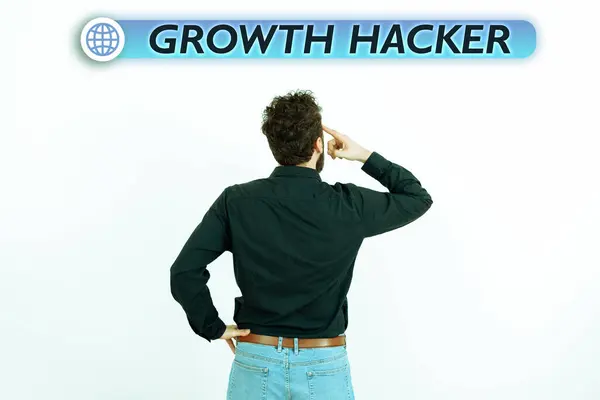 Text Sign Showing Growth Hacker Business Approach Generally Acquire Many —  Fotos de Stock