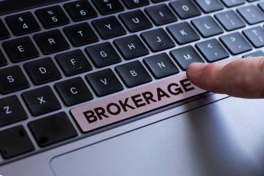 El yazısı brokerlığı, iş yaklaşımı ticari müzakerelerde güvenilir bir ajan veya aracı olarak görev yapar