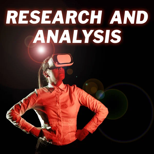 Text Caption Presenting Research Analysis Business Concept Strategic Thinking Decision — Stockfoto
