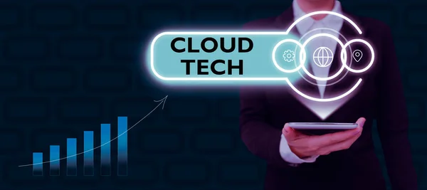 Text Caption Presenting Cloud Tech Internet Concept Storing Accessing Data —  Fotos de Stock