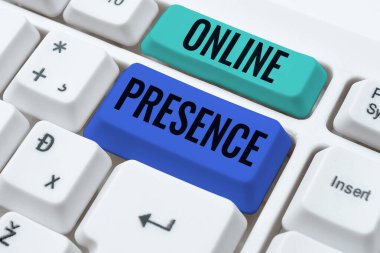 Çevrimiçi Varlığı, İnternet Kavramını gösteren metin işareti Bir çevrimiçi arama yoluyla bulunabilen birinin varlığı