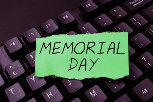 Szöveg Megjelenítése Emléknap Szó Tiszteletére Emlékezetére Azoknak Akik Katonai Szolgálatban — Stock Fotó
