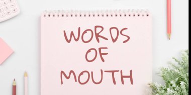 Sözcükler sunan metin başlığı, basit ifade anlamındaki kavram birini iyileştirmeye ya da incitmeye yardımcı olabilir