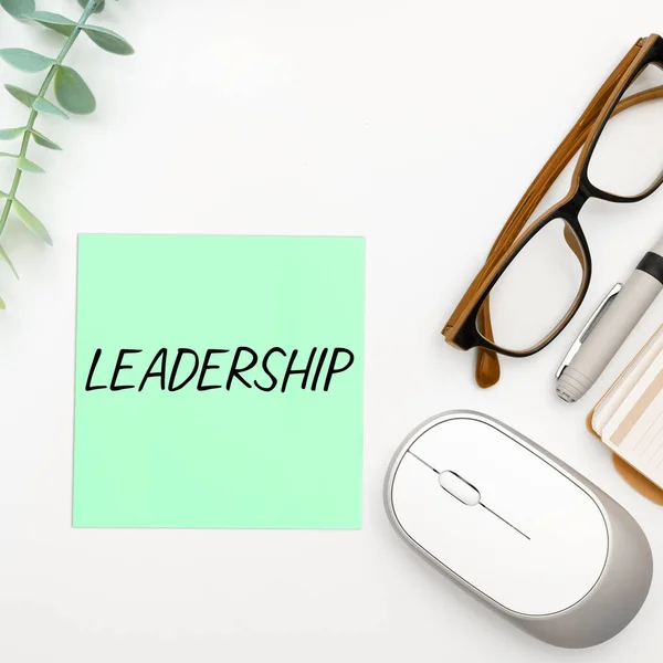 Writing Displaying Text Leadership Concept Meaning Ability Activity Involving Leading — Stock Photo, Image