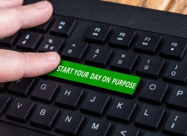 Gününüze Amaçla Başlayın, İş Fikri 'nin ne yapacağınıza dair temiz fikirleri var.