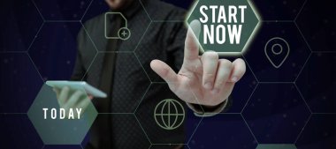 Başlangıç Şimdi 'yi gösteren metin işareti, Kavramsal fotoğraf çalışmaya başlamaktan ya da bir şeyler yapmaktan çekinmeyin