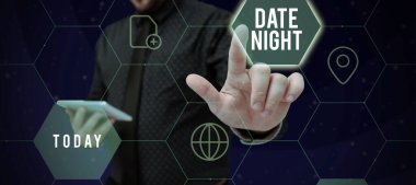 Bir çiftin sorumluluklarından kaçabildiği bir zaman dilimi için işaret gecesini gösteren bir ilham.